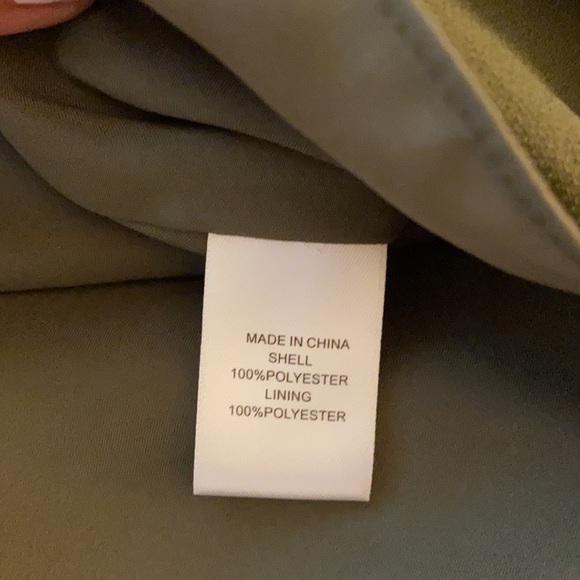 1. State Green Top - Picture 5 of 6